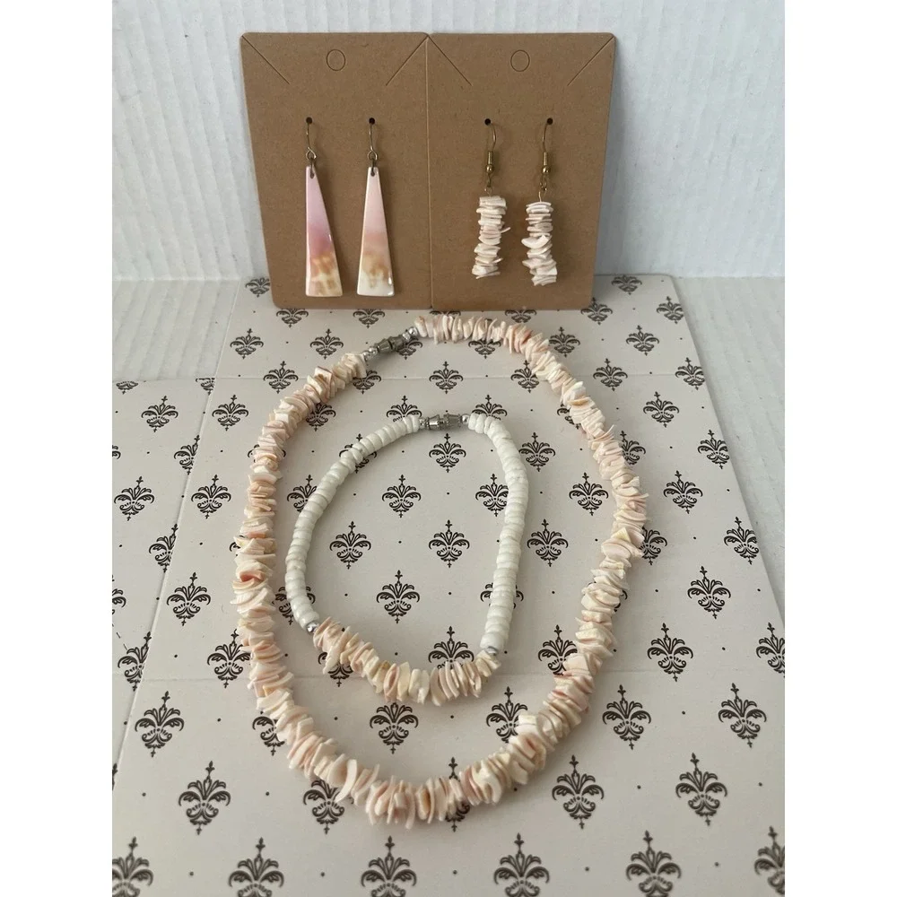 Vintage Pink Shell Jewelry Set Necklace Bracelet 2 Earring Pairs Boho Beach